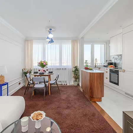 Apartman Family In Varsó